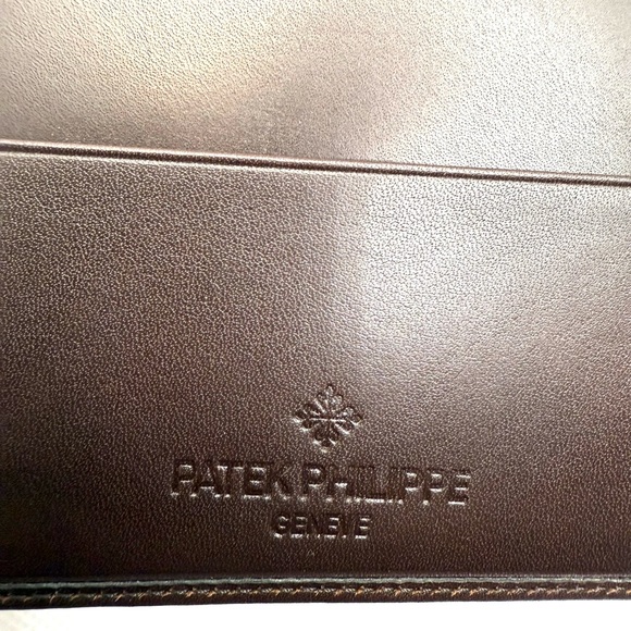 NIB PATEK PHILIPPE Travel Wallet / Passport Case Brown - Picture 9 of 11